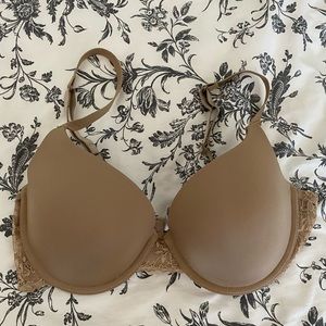 Calvin Klein Lightly Lined Push Up Bra